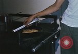 Immagine di Rimorchiatori dell esercito Il Vietnam, 1967, secondo 35 filmato di repertorio 65675023889