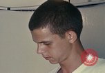 Immagine di Rimorchiatori dell esercito Il Vietnam, 1967, secondo 53 filmato di repertorio 65675023889