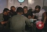 Immagine di Chiatta-gru montata Il Vietnam, 1967, secondo 54 filmato di repertorio 65675023890