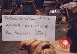 Immagine di USS CoConino County Da Nang Vietnam, 1967, secondo 3 filmato di repertorio 65675023895