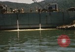 Immagine di USS CoConino County Da Nang Vietnam, 1967, secondo 58 filmato di repertorio 65675023895