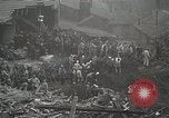 Image des opérations de sauvetage Lyon France, 1930, de la seconde 21 séquences d'archives historiques vidéo 65675023907