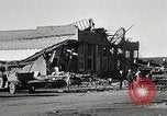 Standbild Trümmer der Häuser Ola Arkansas USA, 1930, aus Sekunde 28 historischem Filmmaterial Videoclip 65675023908