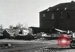 Standbild Trümmer der Häuser Ola Arkansas USA, 1930, aus Sekunde 35 historischem Filmmaterial Videoclip 65675023908