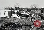 Standbild Trümmer der Häuser Ola Arkansas USA, 1930, aus Sekunde 56 historischem Filmmaterial Videoclip 65675023908