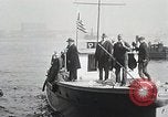 Image Rhum de la garde côtière dans l'interdiction de saisie Boston Massachusetts USA, 1930, de la seconde 26 séquences d'archives historiques vidéo 65675023912