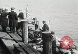 Image Rhum de la garde côtière dans l'interdiction de saisie Boston Massachusetts USA, 1930, de la seconde 45 séquences d'archives historiques vidéo 65675023912