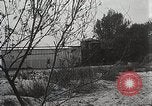 Image Liqueur fédéral durant la prohibition raid Downey California USA, 1932, de la seconde 13 séquences d'archives historiques vidéo 65675023913
