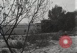 Image Liqueur fédéral durant la prohibition raid Downey California USA, 1932, de la seconde 16 séquences d'archives historiques vidéo 65675023913