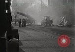 Standbild Treasury Building brennen auf der Nanking Road Shanghai China, 1932, aus Sekunde 16 historischem Filmmaterial Videoclip 65675023914