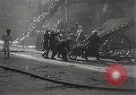 Standbild Treasury Building brennen auf der Nanking Road Shanghai China, 1932, aus Sekunde 20 historischem Filmmaterial Videoclip 65675023914