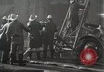 Standbild Treasury Building brennen auf der Nanking Road Shanghai China, 1932, aus Sekunde 26 historischem Filmmaterial Videoclip 65675023914