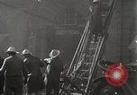Standbild Treasury Building brennen auf der Nanking Road Shanghai China, 1932, aus Sekunde 29 historischem Filmmaterial Videoclip 65675023914
