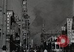Standbild Treasury Building brennen auf der Nanking Road Shanghai China, 1932, aus Sekunde 31 historischem Filmmaterial Videoclip 65675023914