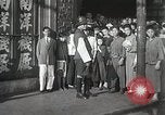 Standbild Treasury Building brennen auf der Nanking Road Shanghai China, 1932, aus Sekunde 47 historischem Filmmaterial Videoclip 65675023914