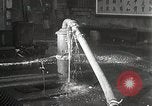 Standbild Treasury Building brennen auf der Nanking Road Shanghai China, 1932, aus Sekunde 56 historischem Filmmaterial Videoclip 65675023914