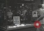Immagine di Hoover e Roosevelt stili di capelli New York United States USA, 1932, secondo 13 filmato di repertorio 65675023915