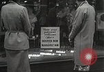 Immagine di Hoover e Roosevelt stili di capelli New York United States USA, 1932, secondo 17 filmato di repertorio 65675023915