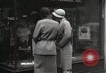 Immagine di Hoover e Roosevelt stili di capelli New York United States USA, 1932, secondo 23 filmato di repertorio 65675023915