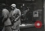 Immagine di Hoover e Roosevelt stili di capelli New York United States USA, 1932, secondo 24 filmato di repertorio 65675023915