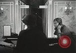 Immagine di Hoover e Roosevelt stili di capelli New York United States USA, 1932, secondo 27 filmato di repertorio 65675023915