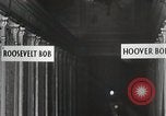Immagine di Hoover e Roosevelt stili di capelli New York United States USA, 1932, secondo 31 filmato di repertorio 65675023915