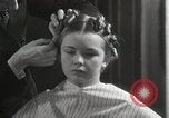 Immagine di Hoover e Roosevelt stili di capelli New York United States USA, 1932, secondo 53 filmato di repertorio 65675023915