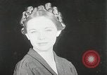 Immagine di Hoover e Roosevelt stili di capelli New York United States USA, 1932, secondo 61 filmato di repertorio 65675023915