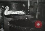 Immagine di Divieto brewery distrutto Chicago Illinois USA, 1932, secondo 11 filmato di repertorio 65675023921