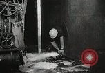 Immagine di Divieto brewery distrutto Chicago Illinois USA, 1932, secondo 16 filmato di repertorio 65675023921