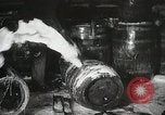 Immagine di Divieto brewery distrutto Chicago Illinois USA, 1932, secondo 35 filmato di repertorio 65675023921