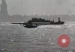 Immagine di Capitano W V Gronau New York United States USA, 1930, secondo 34 filmato di repertorio 65675023924