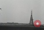 Standbild Flugzeugabsturz Chicago Illinois USA, 1930, aus Sekunde 11 historischem Filmmaterial Videoclip 65675023931