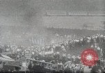 Standbild Flugzeugabsturz Chicago Illinois USA, 1930, aus Sekunde 35 historischem Filmmaterial Videoclip 65675023931
