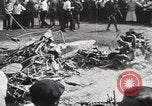 Standbild Flugzeugabsturz Chicago Illinois USA, 1930, aus Sekunde 49 historischem Filmmaterial Videoclip 65675023931