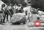 Image averse hits Reichenhall la Bavière en Allemagne, 1930, de la seconde 24 séquences d'archives historiques vidéo 65675023933