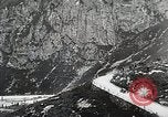 Standbild Alpine Auto Classic Race Klausen Pass Schweiz, 1930, aus Sekunde 31 historischem Filmmaterial Videoclip 65675023934
