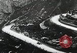 Standbild Alpine Auto Classic Race Klausen Pass Schweiz, 1930, aus Sekunde 33 historischem Filmmaterial Videoclip 65675023934