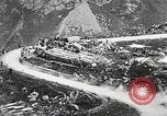 Standbild Alpine Auto Classic Race Klausen Pass Schweiz, 1930, aus Sekunde 43 historischem Filmmaterial Videoclip 65675023934