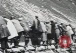 Standbild Alpine Auto Classic Race Klausen Pass Schweiz, 1930, aus Sekunde 53 historischem Filmmaterial Videoclip 65675023934