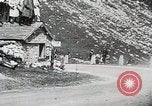 Standbild Alpine Auto Classic Race Klausen Pass Schweiz, 1930, aus Sekunde 58 historischem Filmmaterial Videoclip 65675023934