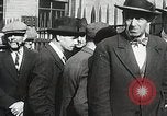 Standbild Franziskaner New York United States USA, 1930, aus Sekunde 16 historischem Filmmaterial Videoclip 65675023936