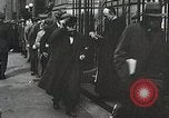 Standbild Franziskaner New York United States USA, 1930, aus Sekunde 32 historischem Filmmaterial Videoclip 65675023936