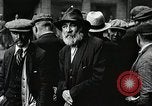 Standbild Franziskaner New York United States USA, 1930, aus Sekunde 35 historischem Filmmaterial Videoclip 65675023936