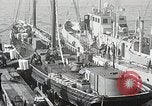 Immagine di Le guardie costiere New York United States USA, 1930, secondo 38 filmato di repertorio 65675023943