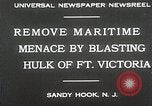 Standbild Schiffsrumpf des Schiffes Victoria Sandy Hook New Jersey USA, 1930, aus Sekunde 4 historischem Filmmaterial Videoclip 65675023944
