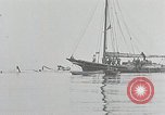 Standbild Schiffsrumpf des Schiffes Victoria Sandy Hook New Jersey USA, 1930, aus Sekunde 25 historischem Filmmaterial Videoclip 65675023944