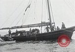 Standbild Schiffsrumpf des Schiffes Victoria Sandy Hook New Jersey USA, 1930, aus Sekunde 32 historischem Filmmaterial Videoclip 65675023944