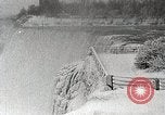 Standbild Wasserfall Niagara Falls New York USA, 1931, aus Sekunde 11 historischem Filmmaterial Videoclip 65675023946