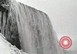 Standbild Wasserfall Niagara Falls New York USA, 1931, aus Sekunde 20 historischem Filmmaterial Videoclip 65675023946